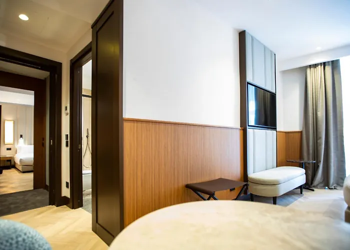 Hotel Circle6