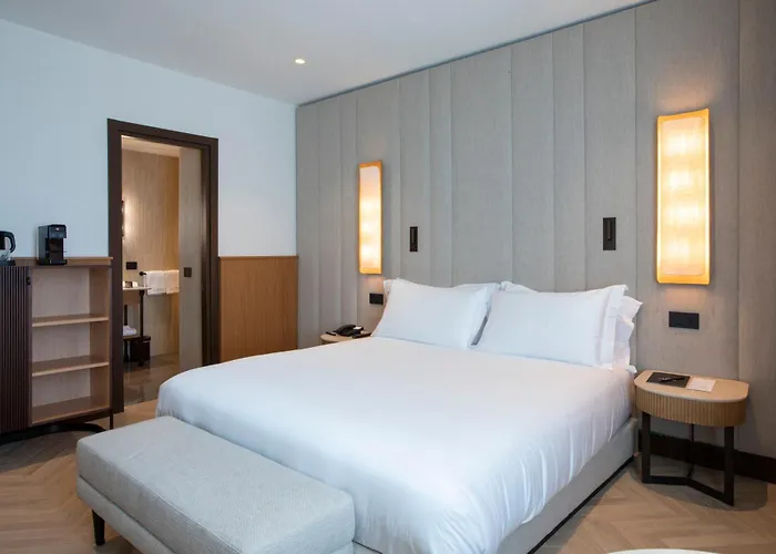 Circle6 Hotel 4*