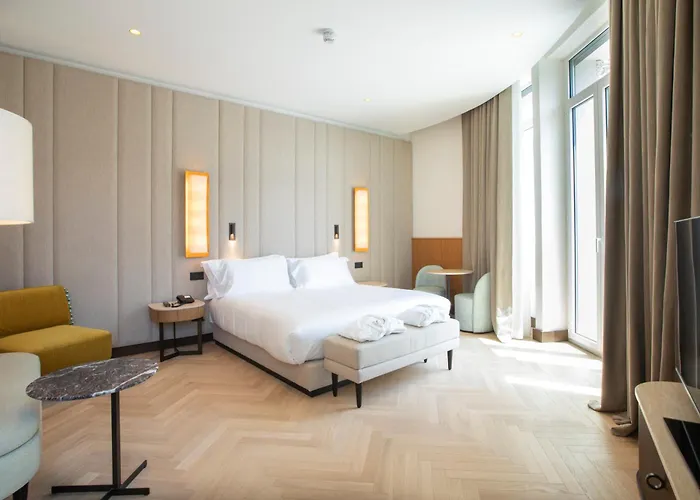 Circle6 Otel 4*
